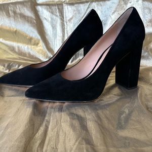 Pour La Victoria Black velvety heels, size 9.5